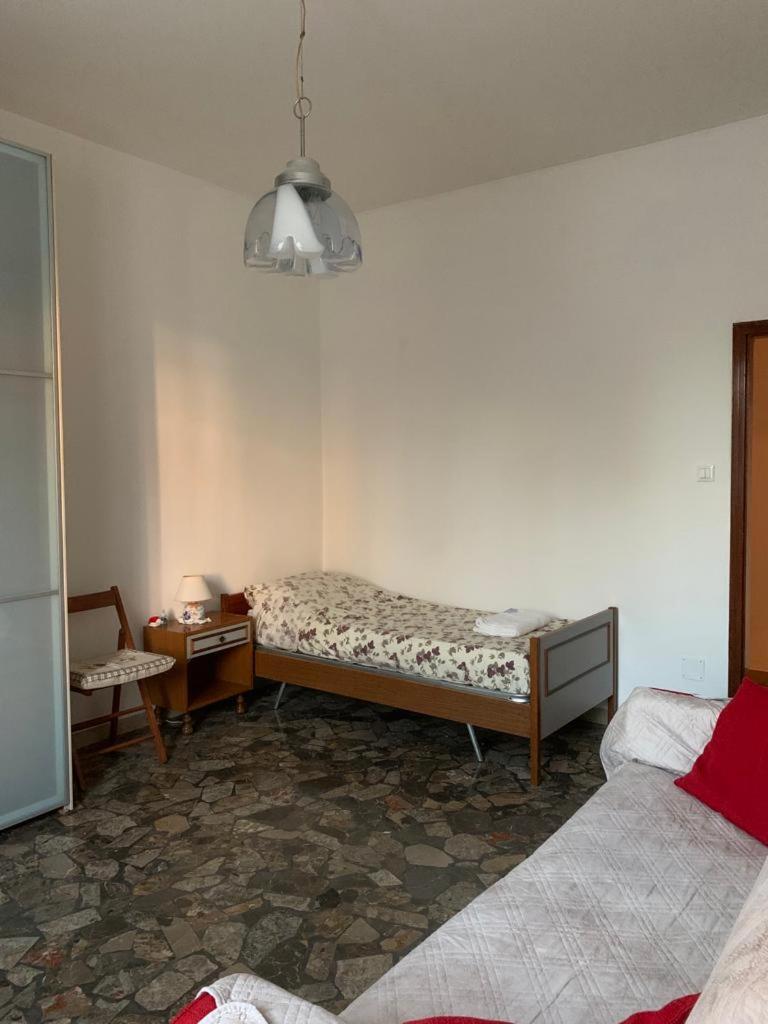 Comfortable Apartament 2 Bedroom Suitable 2-5 Pax Bologne Extérieur photo